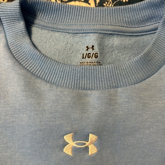 Women’s Under Armour Sweatshirt - Picture 2 of 4